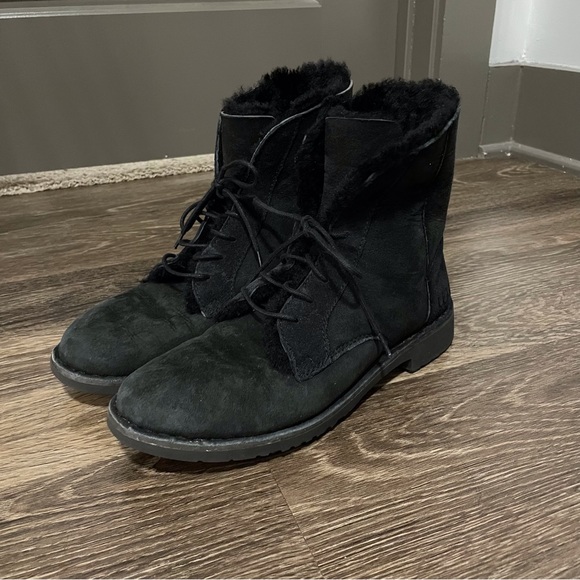 UGG Quincy Black Lace Up Boots - Picture 3 of 8